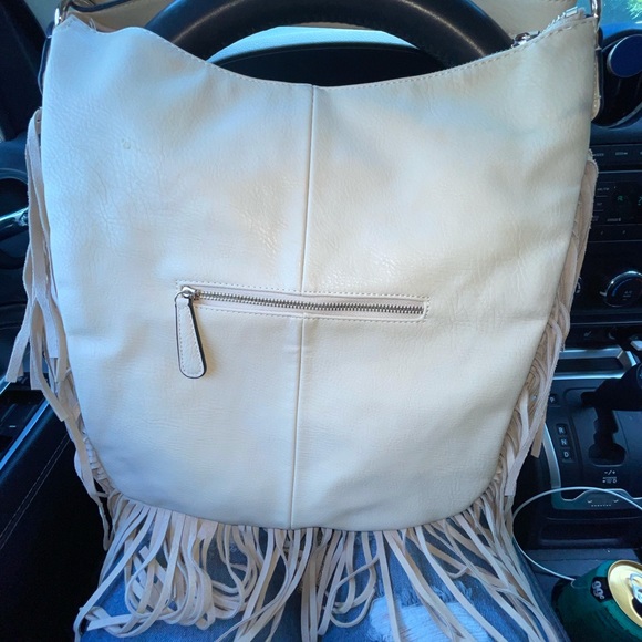 Moda Luxe Shoulder Bag - Picture 6 of 7